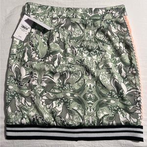 Guess skirt